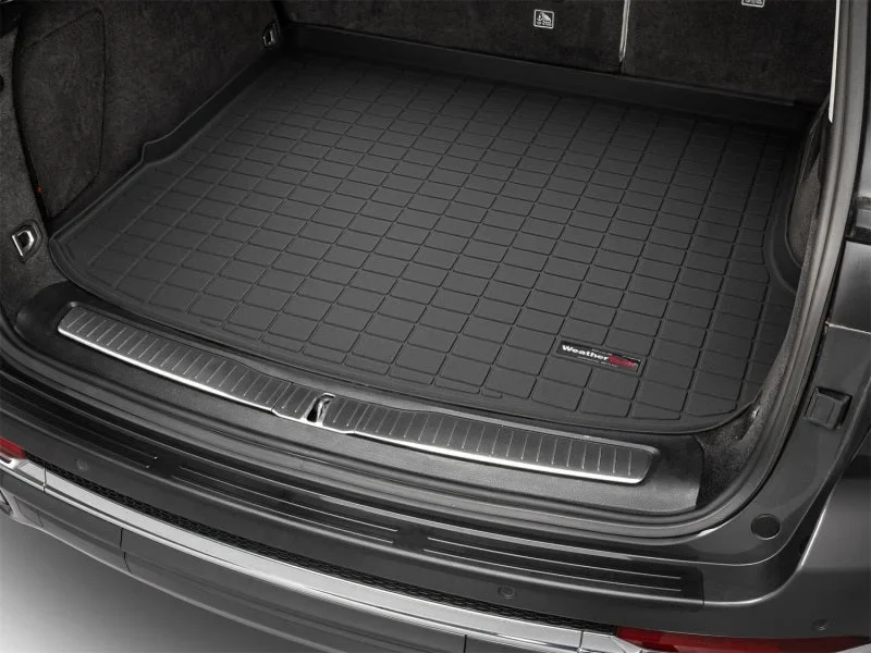 WeatherTech 2022+ Jeep Grand Cherokee Behind 2nd Row Seating Cargo Liner - Black - Side View