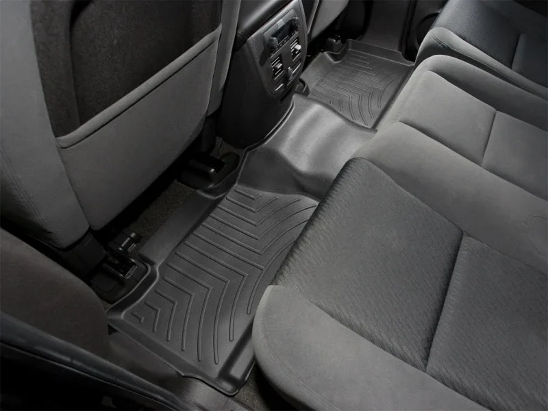 WeatherTech 07+ Chevrolet Avalanche Rear FloorLiner - Black - Additional View 5