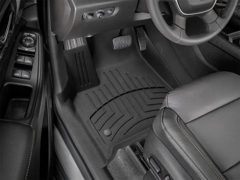 WeatherTech 2018+ Chevrolet Traverse (w/Bench 2nd Row) Front FloorLiner HP - Black - Side View