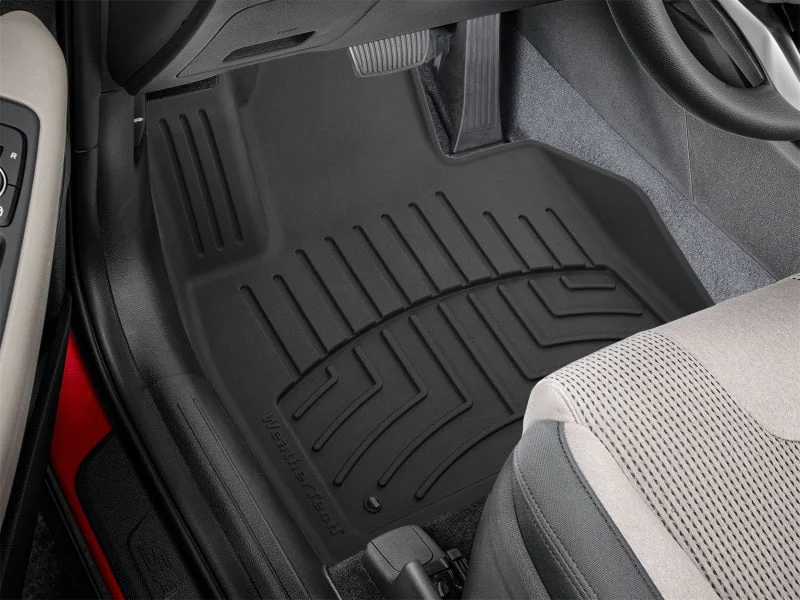 WeatherTech 2021+ Hyundai Santa Fe Front FloorLiner HP - Black - Side View