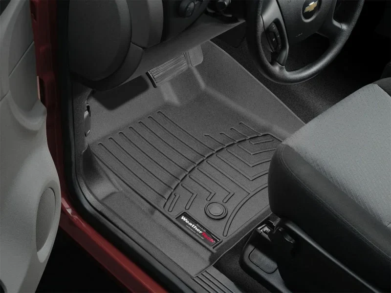 WeatherTech 07-13 Chevrolet Silverado Front FloorLiner - Black - Installation View