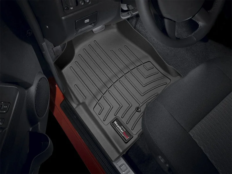 WeatherTech 04-12 Chevrolet Colorado Front FloorLiner - Black - Installation View