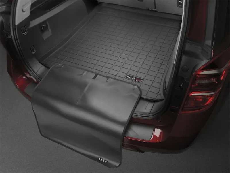 WeatherTech 2020+ Land Rover / Range Rover Discovery Sport Cargo With Bumper Protector - Black - Side View