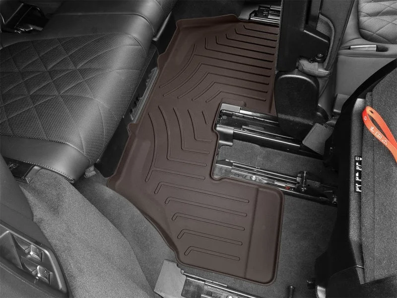 WeatherTech 20-22 BMW X7 M50i / 19-24 X7 40i / 19-20 X7 50i Rear FloorLiner HP - Cocoa - Additional View 13