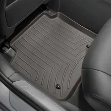 WeatherTech 2016+ BMW 7-Series Rear FloorLiner - Cocoa - Additional View 9