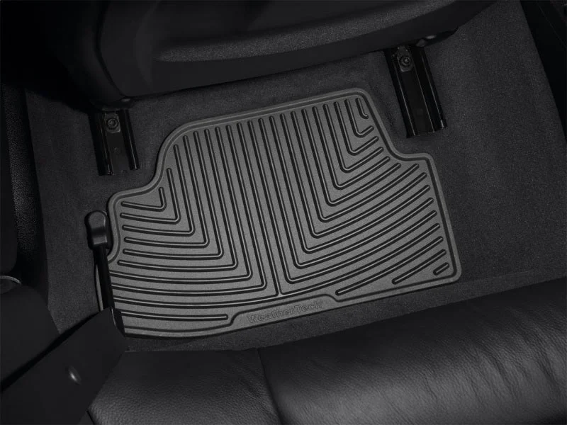 WeatherTech 07+ BMW 1-Series (E82/E88) Rear Rubber Mats - Black - Additional View 5