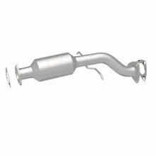 MagnaFlow Direct Fit Catalytic Converter California Grade 96-98 Chevrolet Blazer 4.3L - Side View
