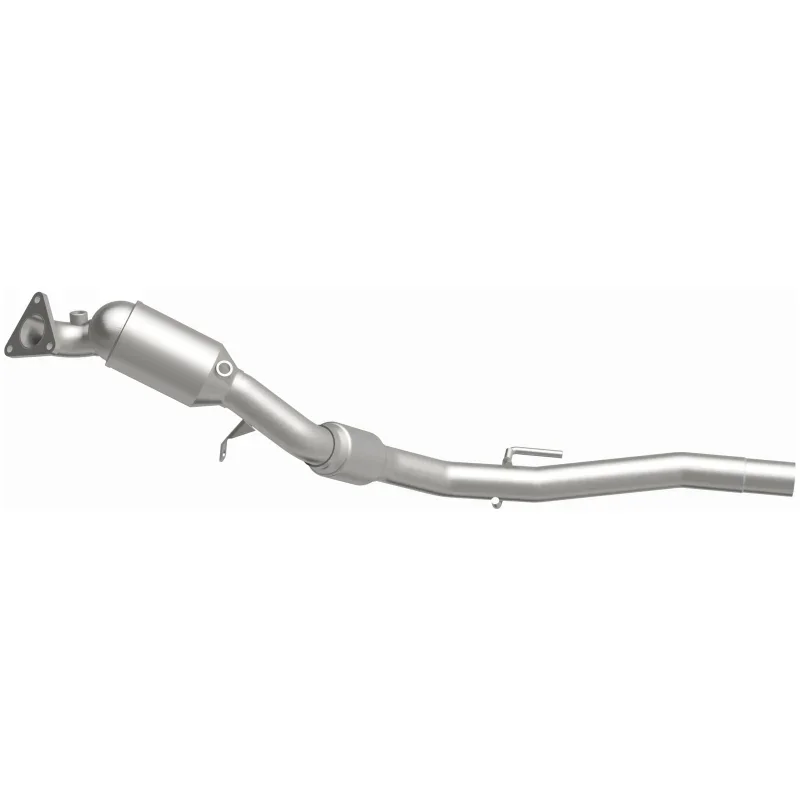 MagnaFlow Direct Fit Catalytic Converter 11-15 Volkswagen Touareg V6 3.6 OEM Underbody - Main Product View