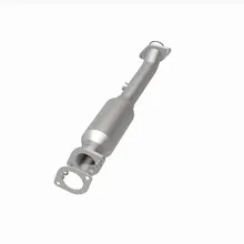 MagnaFlow 05-06 Nissan Titan 5.6L Direct Fit Converter - Main Product View