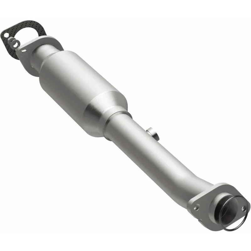 MagnaFlow 05-06 Nissan Titan 5.6L Direct Fit Converter - Installation View