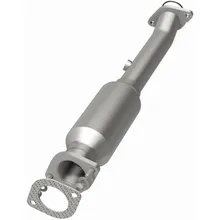 MagnaFlow 05-06 Nissan Titan 5.6L Direct Fit Converter - Additional View 5
